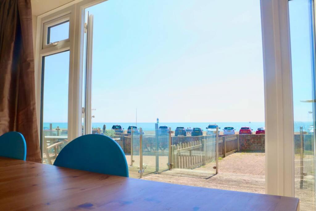 Seaview Beach House Stones Throws From The Sea By Air Premier Seaford Kültér fotó
